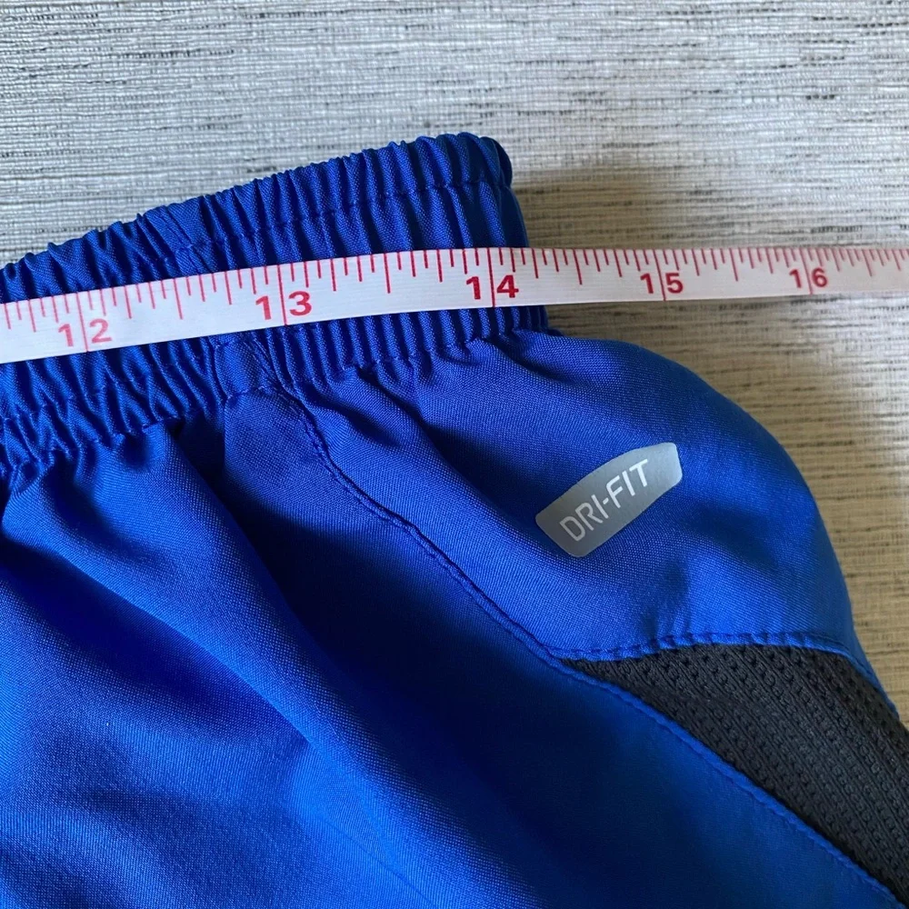 Nike Youth Boys XL Royal Blue Athletic Shorts with Black Side Panels